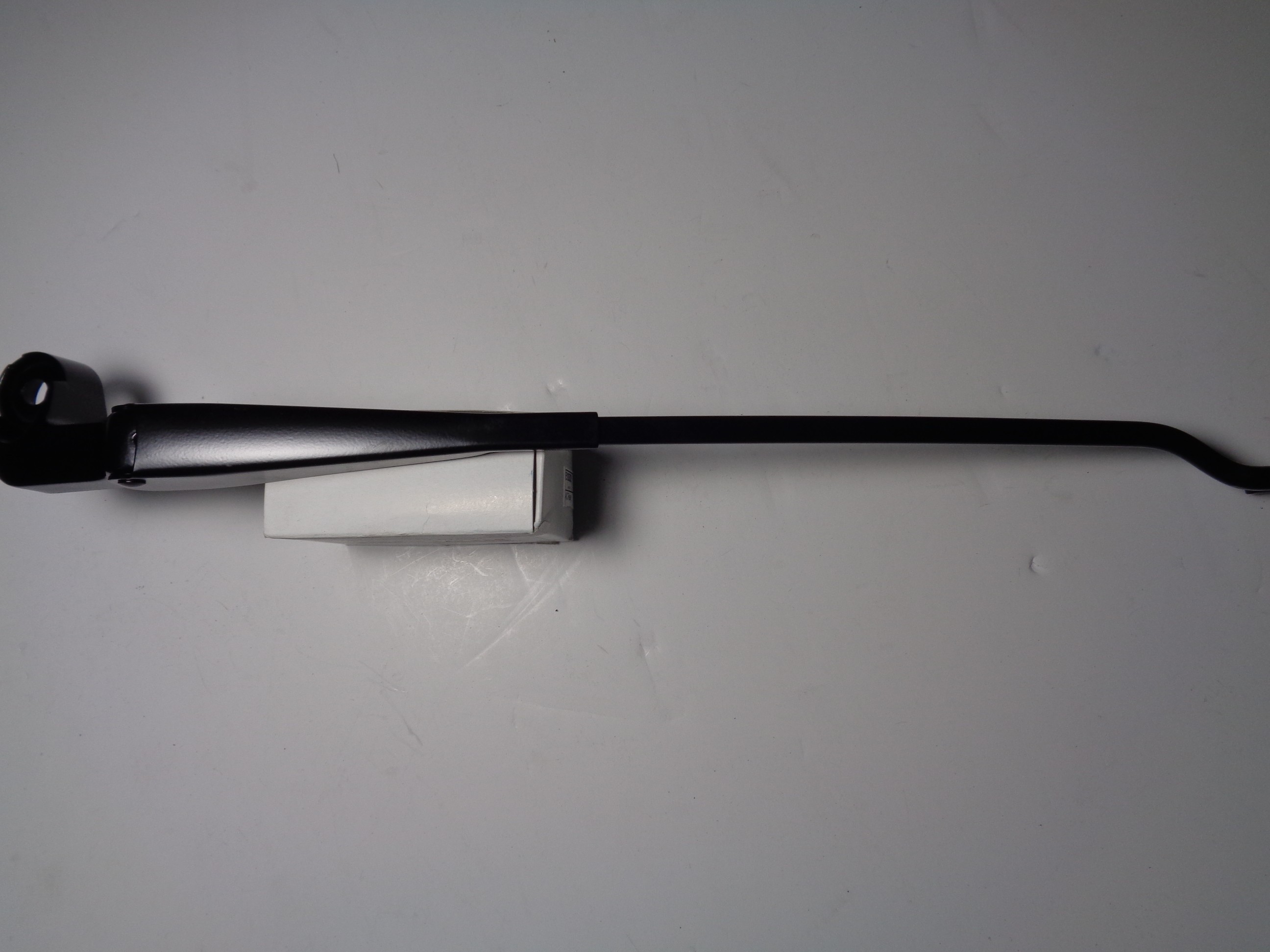 944/1 Front Wiper Arm