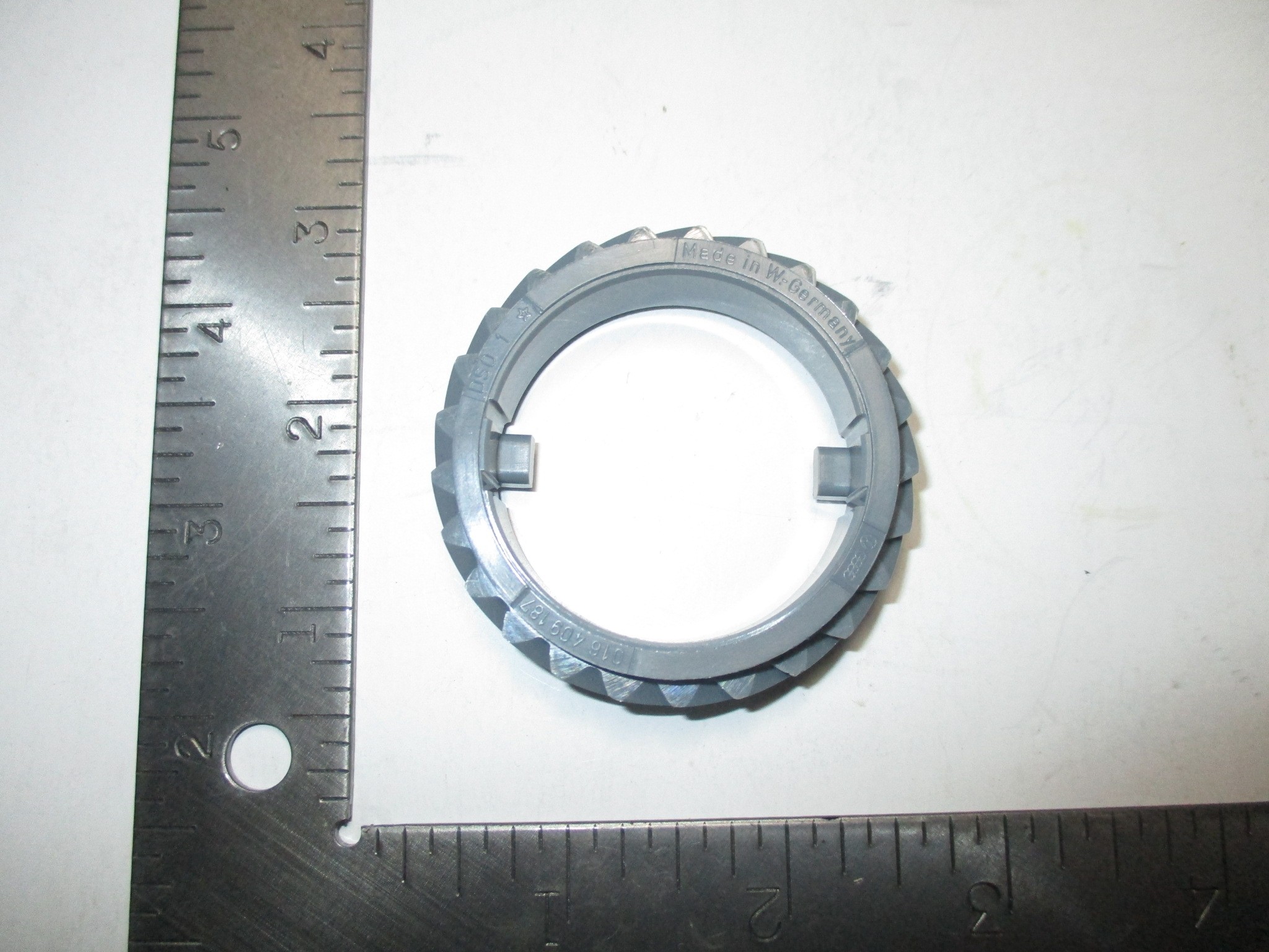 Drive gear for speedo 85/2  to 1991 5  speed cars 
