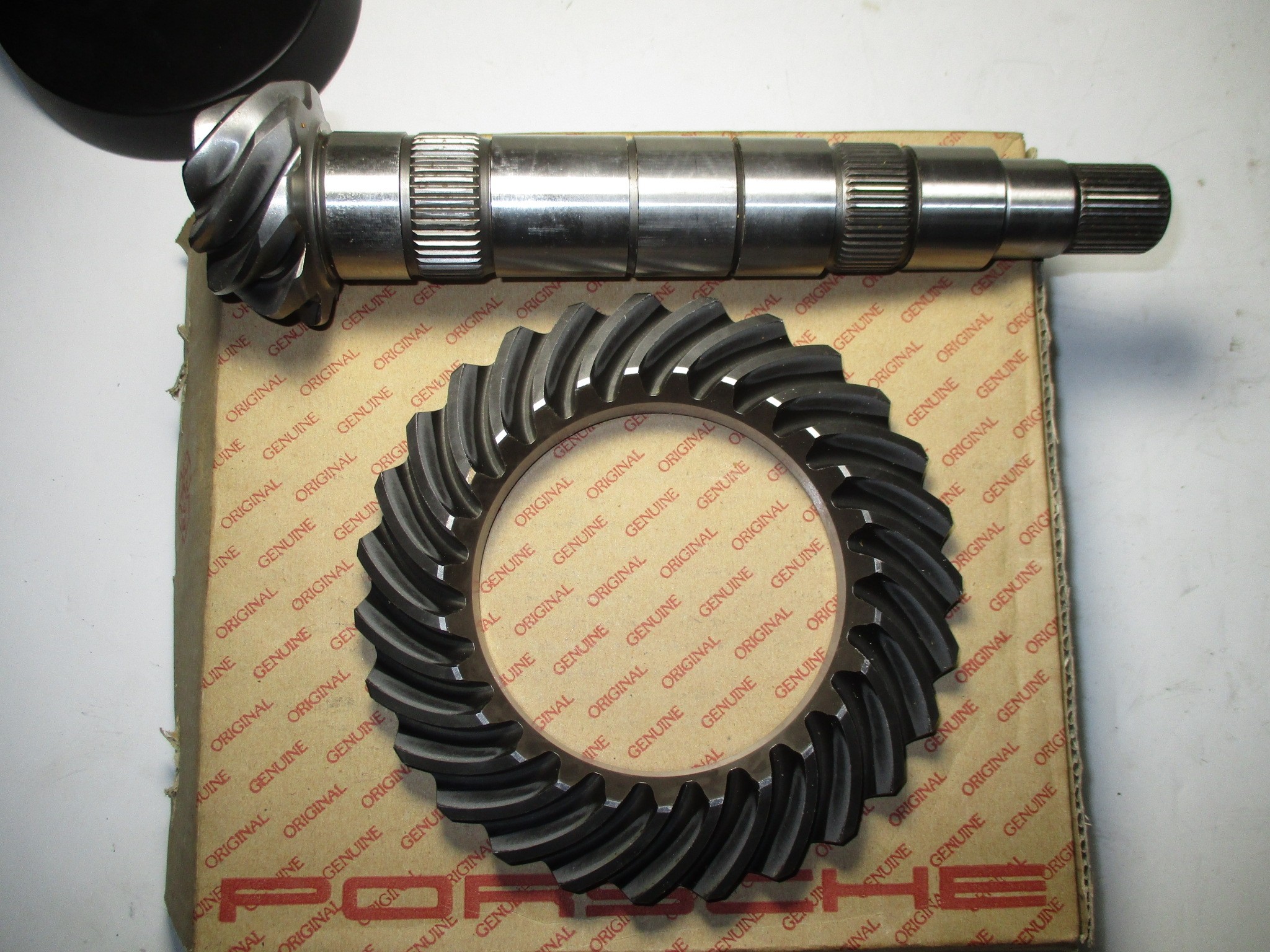 Ring and Pinion Gear Set 8:27 944 turbo 
