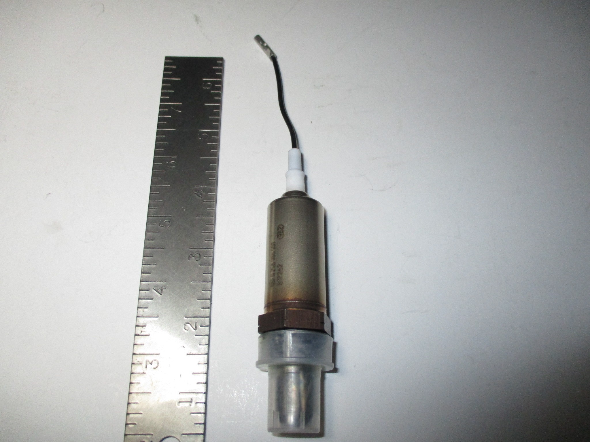 Oxygen Sensor single wire 82 to 85/1