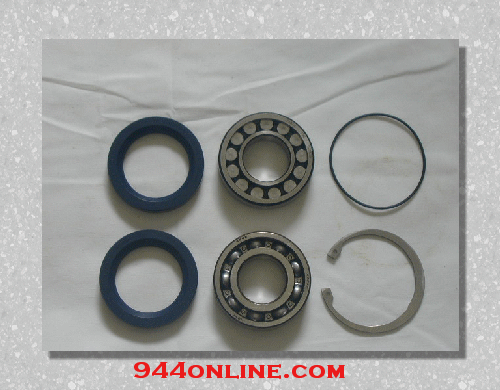 Rear Wheel Bearing Kit 82 to 85/1