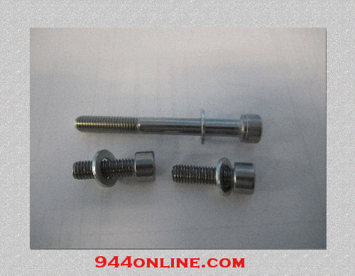 944 S Front Water Neck Bolt Kit