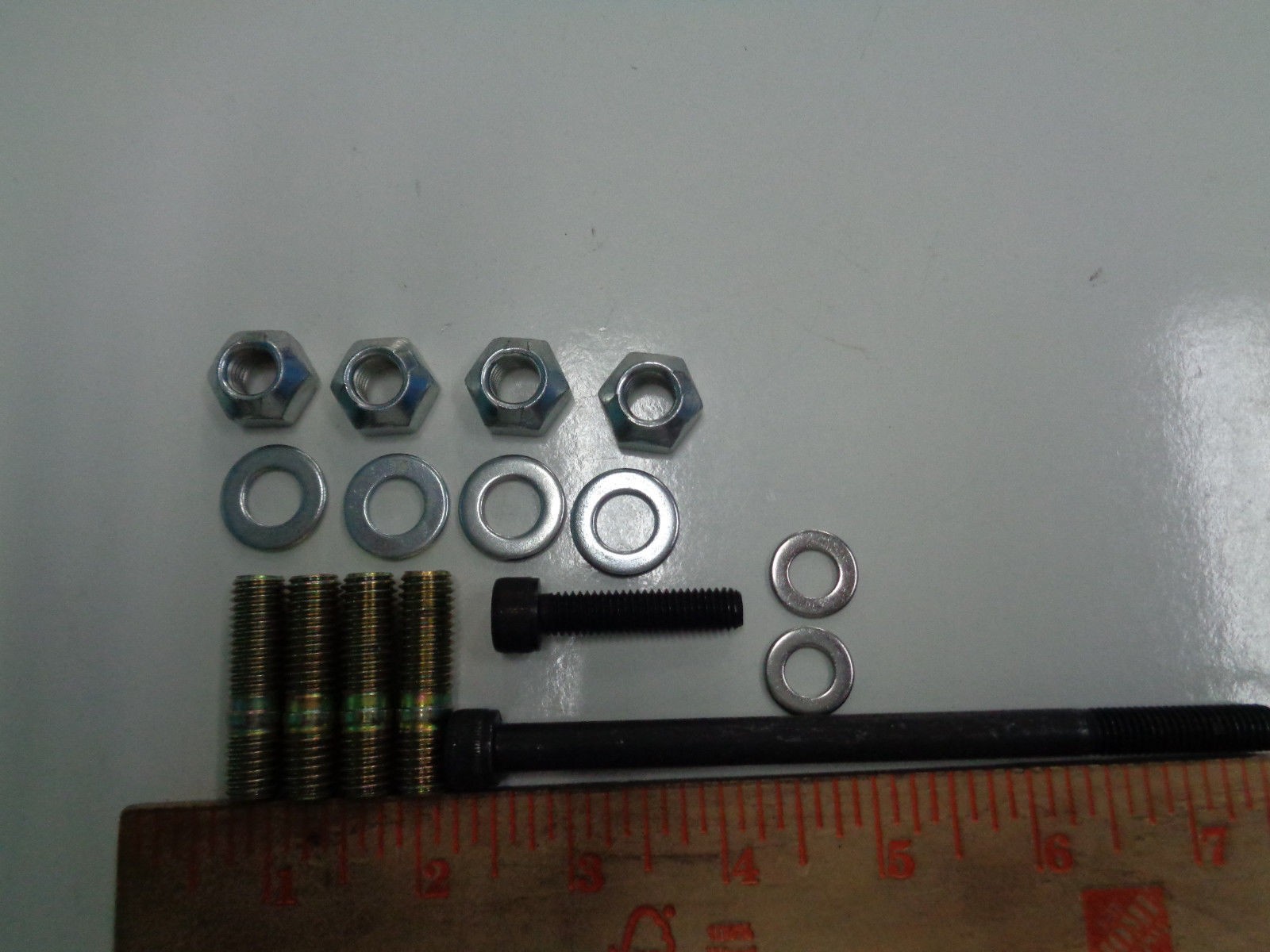 Turbocharger Stud and mounting bolts kit 
